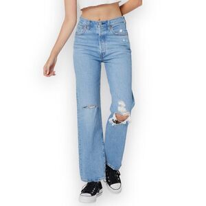 Levi’s Ribcage Straight Ankle Jeans